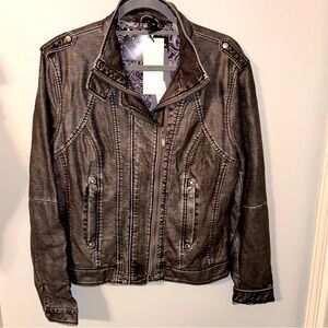 NWT - Montana Clothing Company Grey Faux Leather Jacket Size L